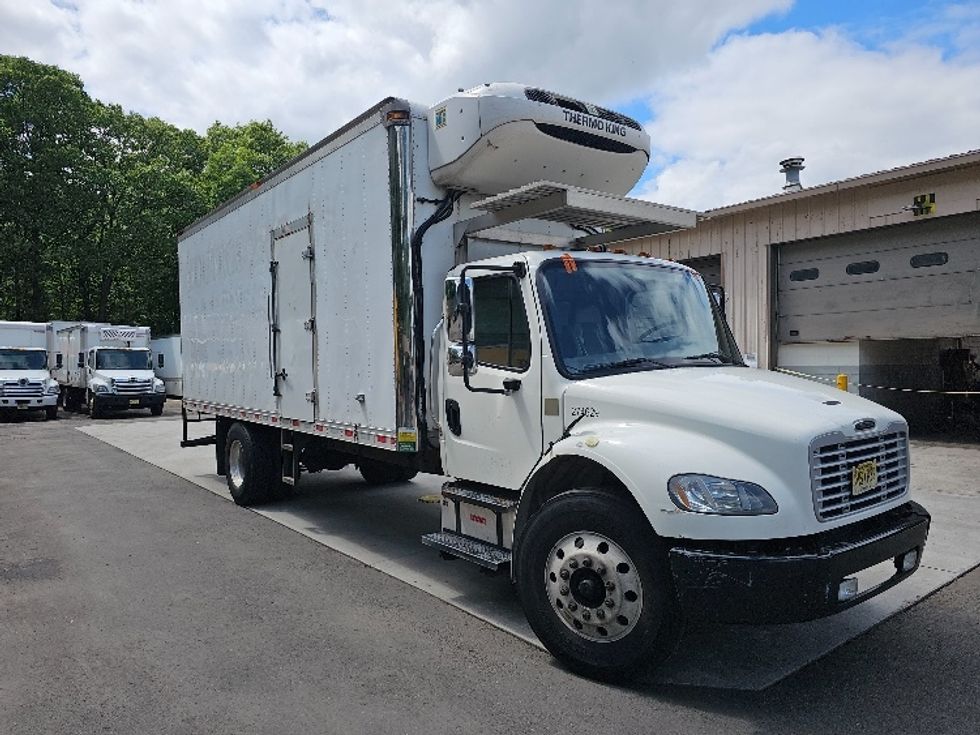 Refrigerated Truck-Light and Medium Duty Trucks-Freightliner-2020-M2-Edison-NJ-221,705\n\t\tmiles-$ 42,750 - Image 1