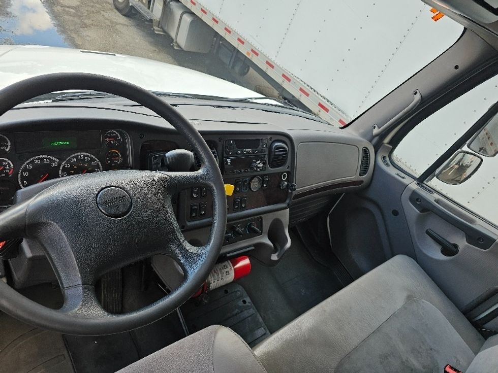 Refrigerated Truck-Light and Medium Duty Trucks-Freightliner-2020-M2-Edison-NJ-221,705\n\t\tmiles-$ 42,750 - Image 17