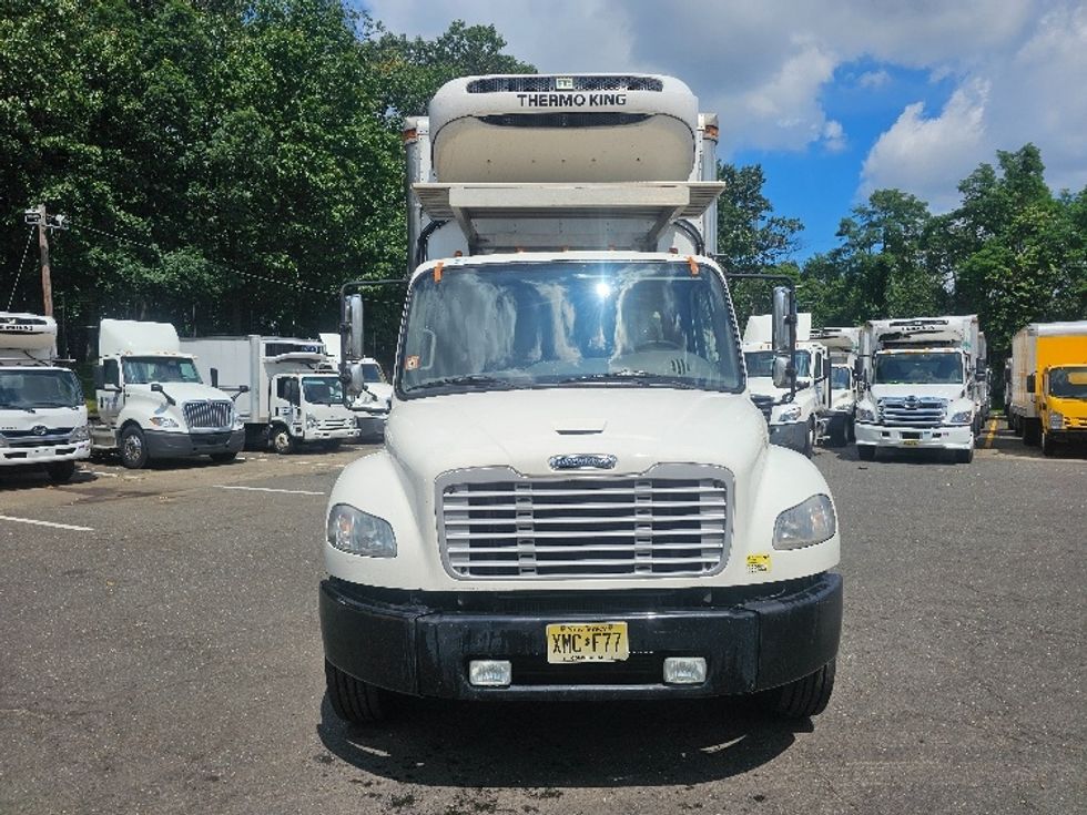 Refrigerated Truck-Light and Medium Duty Trucks-Freightliner-2020-M2-Edison-NJ-225,118\n\t\tmiles-$ 43,000 - Image 2
