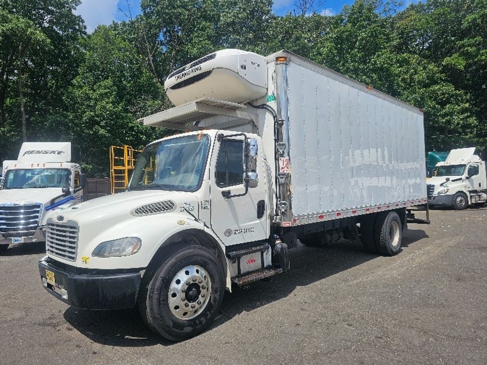 Refrigerated Truck-Light and Medium Duty Trucks-Freightliner-2020-M2-Edison-NJ-225,118\n\t\tmiles-$ 43,000 - Image 3
