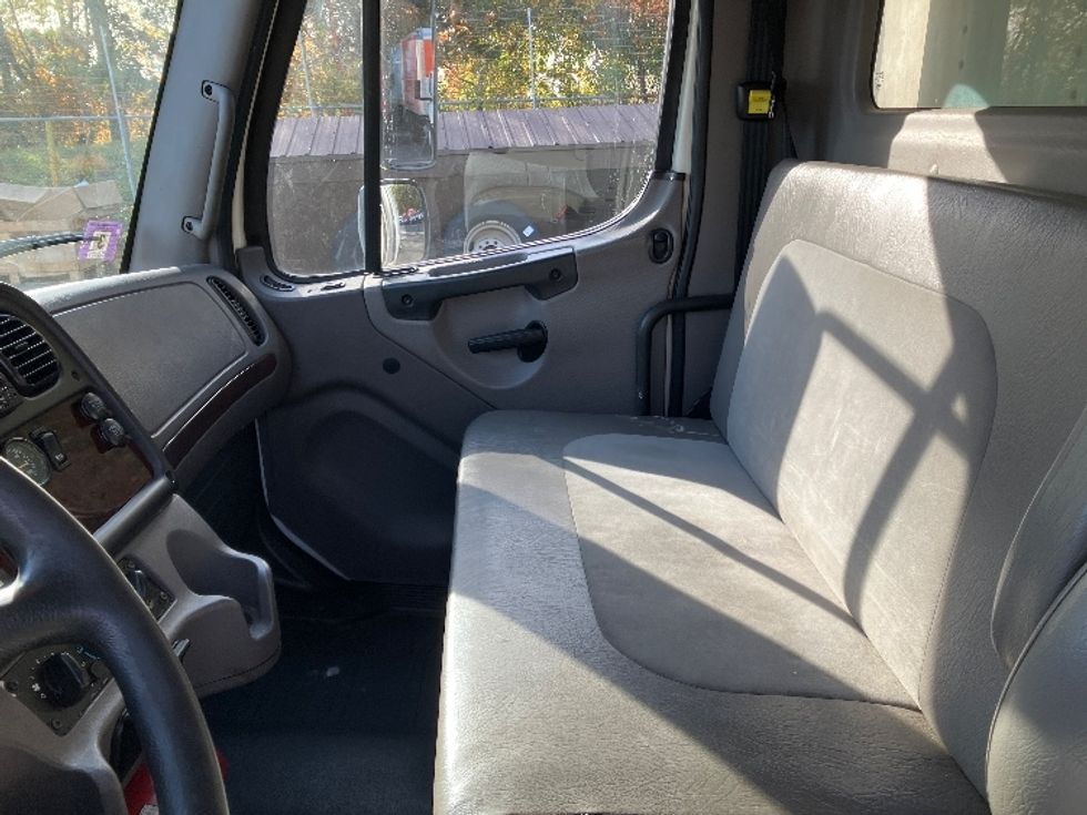 Refrigerated Truck-Light and Medium Duty Trucks-Freightliner-2020-M2-Edison-NJ-296,294\n\t\tmiles-$ 30,500 - Image 18