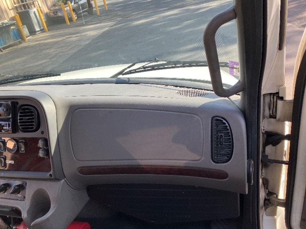 Refrigerated Truck-Light and Medium Duty Trucks-Freightliner-2020-M2-Edison-NJ-296,294\n\t\tmiles-$ 30,500 - Image 20