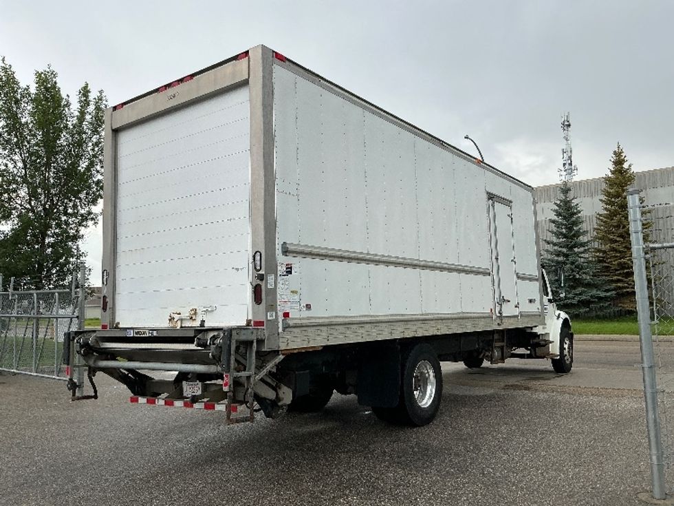 Refrigerated Truck-Light and Medium Duty Trucks-Freightliner-2020-M2-Edmonton-AB-199,738\n\t\tkm-$ 80,750 - Image 13