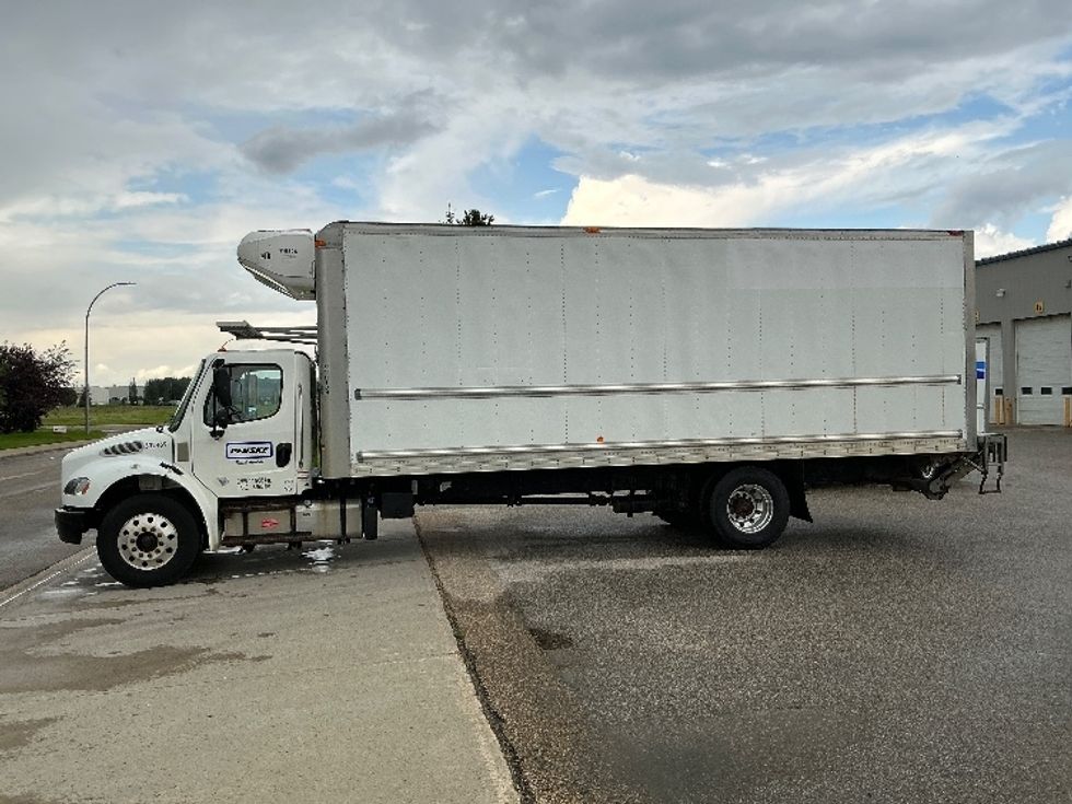 Refrigerated Truck-Light and Medium Duty Trucks-Freightliner-2020-M2-Edmonton-AB-199,738\n\t\tkm-$ 80,750 - Image 4