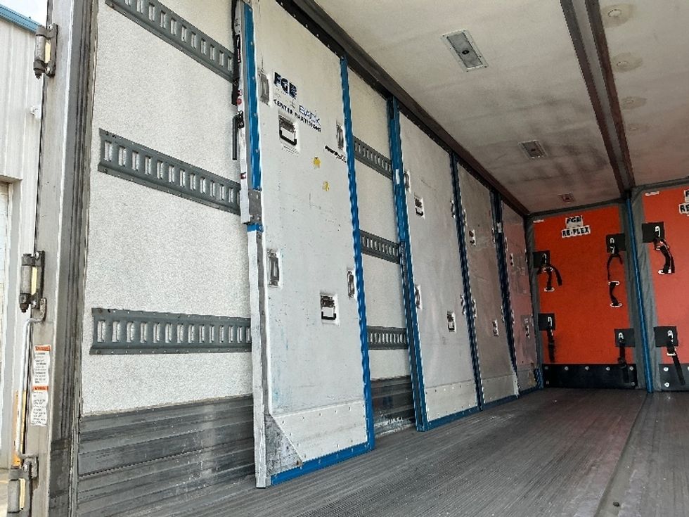 Refrigerated Truck-Light and Medium Duty Trucks-Freightliner-2020-M2-Edmonton-AB-315,164\n\t\tkm-$ 73,750 - Image 6