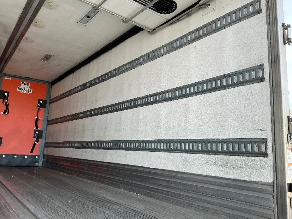 Refrigerated Truck-Light and Medium Duty Trucks-Freightliner-2020-M2-Edmonton-AB-315,164\n\t\tkm-$ 73,750 - Image 7
