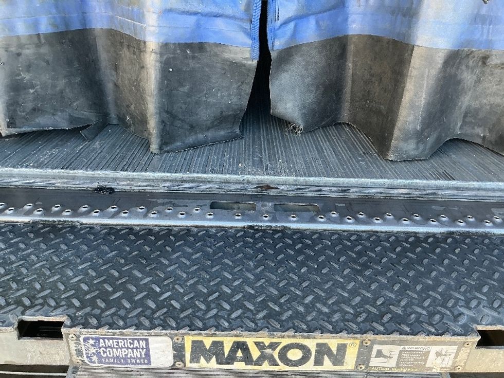 Refrigerated Truck-Light and Medium Duty Trucks-Freightliner-2020-M2-Edmonton-AB-402,729\n\t\tkm-$ 64,000 - Image 10