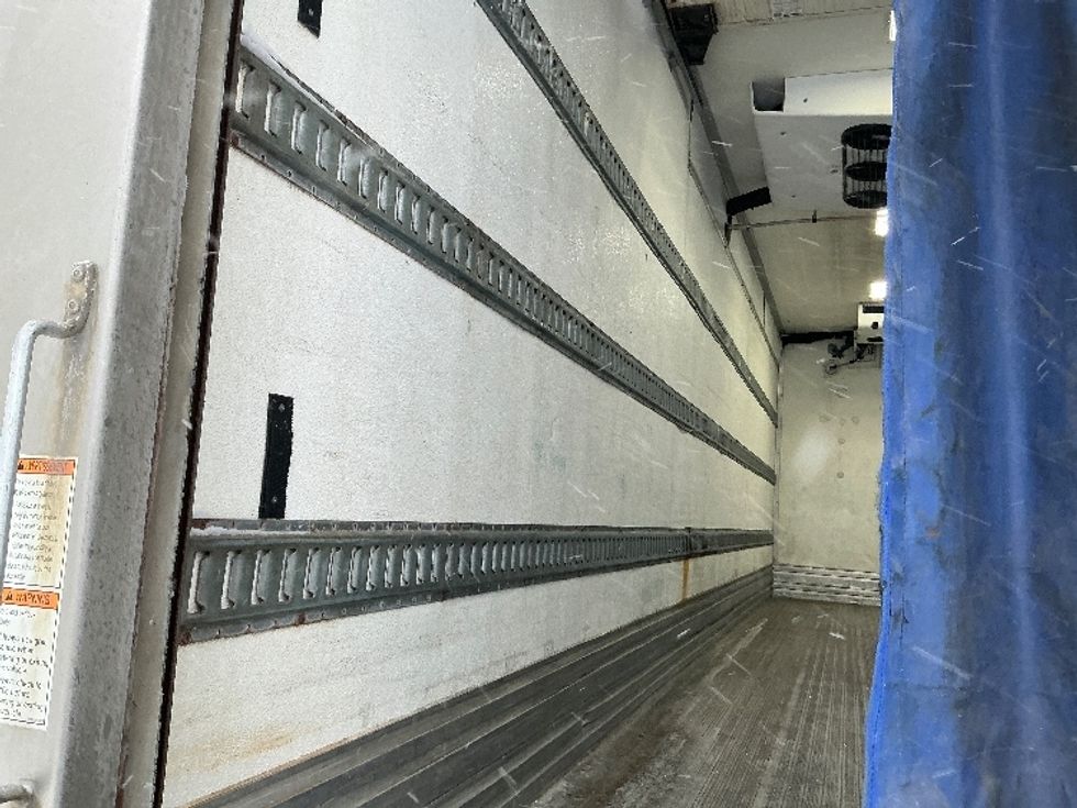 Refrigerated Truck-Light and Medium Duty Trucks-Freightliner-2020-M2-Edmonton-AB-402,729\n\t\tkm-$ 64,000 - Image 11