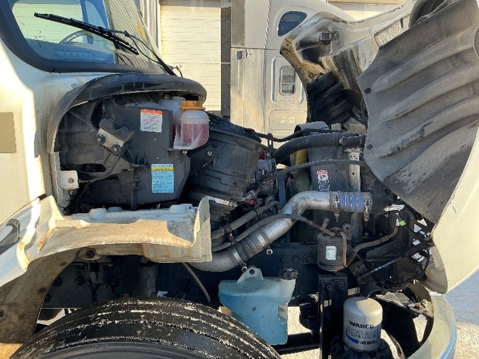 Refrigerated Truck-Light and Medium Duty Trucks-Freightliner-2020-M2-Edmonton-AB-402,729\n\t\tkm-$ 64,000 - Image 23