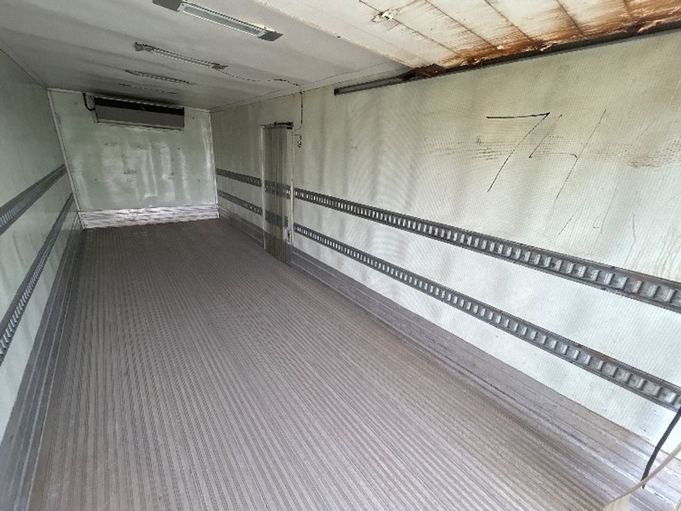 Refrigerated Truck-Light and Medium Duty Trucks-Freightliner-2020-M2-Elmira-NY-179,510\n\t\tmiles-$ 48,250 - Image 12