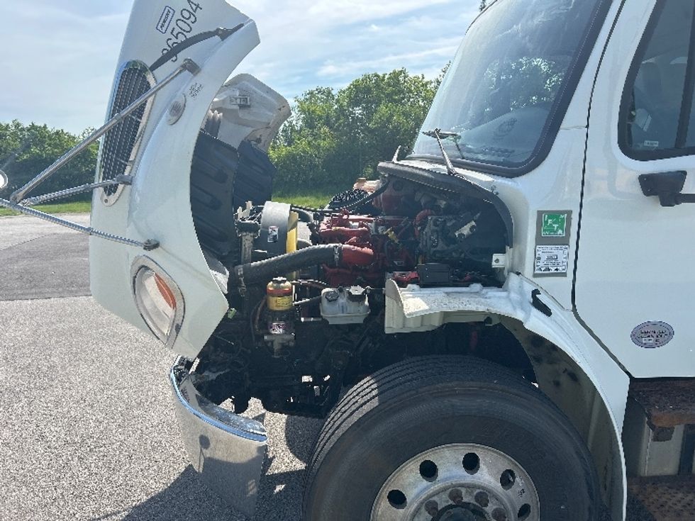 Refrigerated Truck-Light and Medium Duty Trucks-Freightliner-2020-M2-Elmira-NY-179,510\n\t\tmiles-$ 48,250 - Image 24
