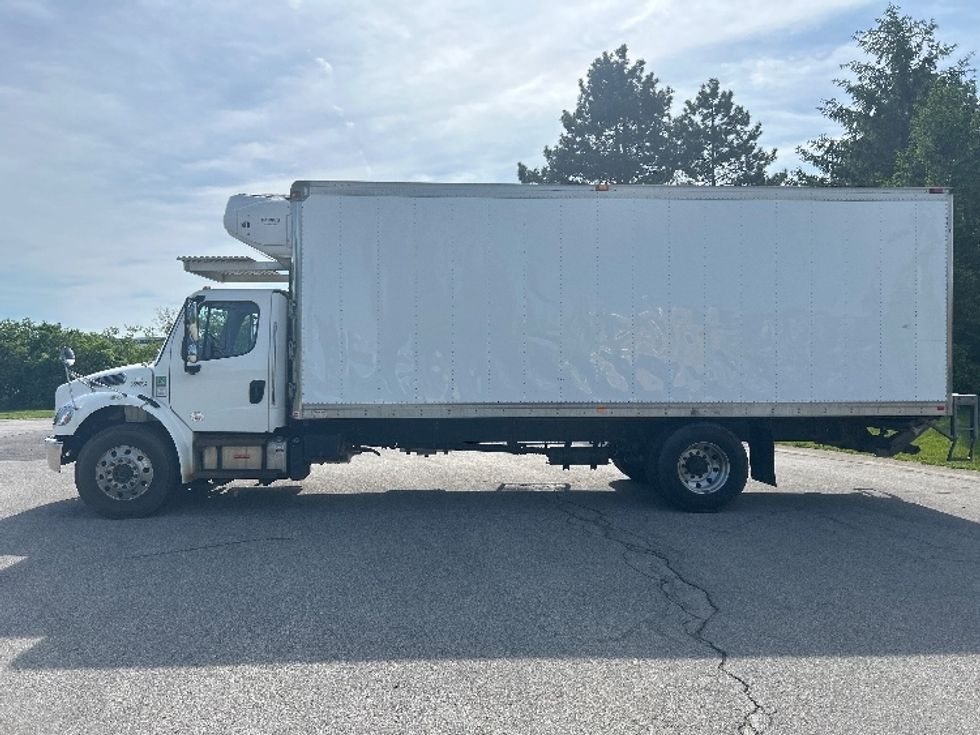 Refrigerated Truck-Light and Medium Duty Trucks-Freightliner-2020-M2-Elmira-NY-179,510\n\t\tmiles-$ 48,250 - Image 4