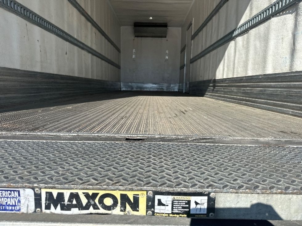 Refrigerated Truck-Light and Medium Duty Trucks-Freightliner-2020-M2-Etobicoke-ON-250,987\n\t\tkm-$ 69,500 - Image 10