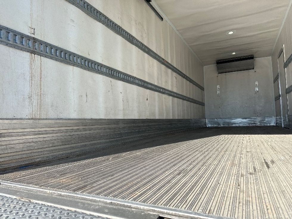 Refrigerated Truck-Light and Medium Duty Trucks-Freightliner-2020-M2-Etobicoke-ON-250,987\n\t\tkm-$ 69,500 - Image 11