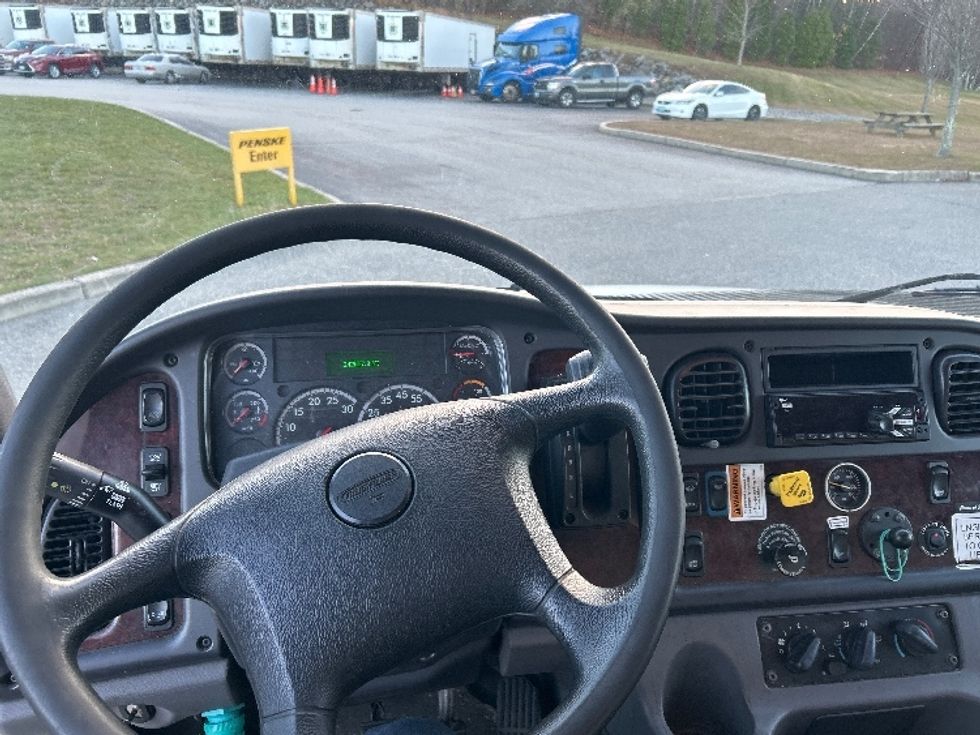 Refrigerated Truck-Light and Medium Duty Trucks-Freightliner-2020-M2-Fitchburg-MA-242,800\n\t\tmiles-$ 39,000 - Image 17