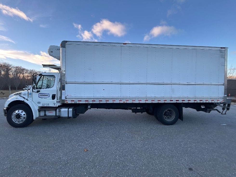 Refrigerated Truck-Light and Medium Duty Trucks-Freightliner-2020-M2-Fitchburg-MA-242,800\n\t\tmiles-$ 39,000 - Image 4
