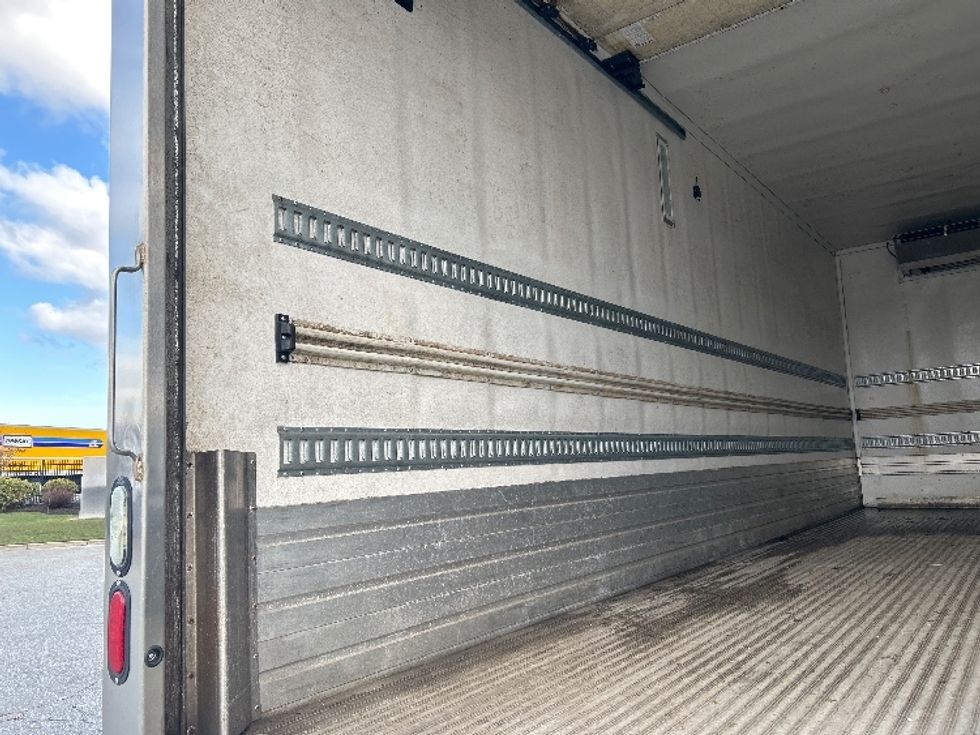 Refrigerated Truck-Light and Medium Duty Trucks-Freightliner-2020-M2-Fitchburg-MA-319,917\n\t\tmiles-$ 37,250 - Image 11