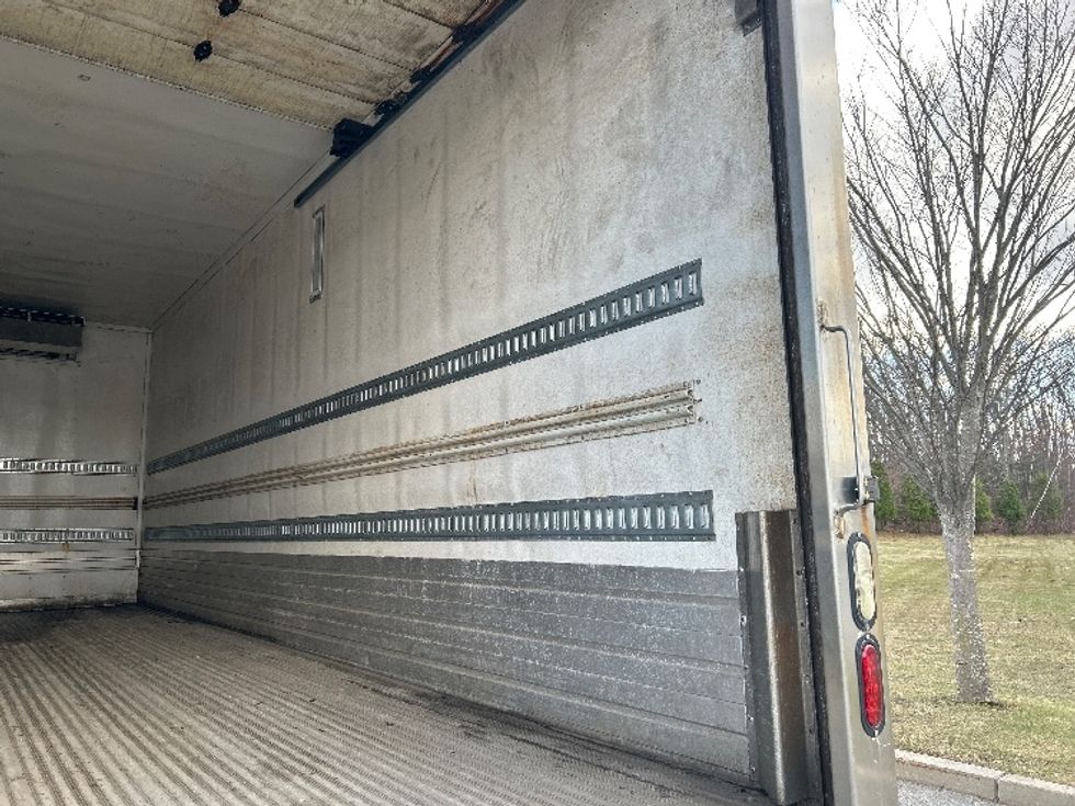 Refrigerated Truck-Light and Medium Duty Trucks-Freightliner-2020-M2-Fitchburg-MA-319,917\n\t\tmiles-$ 37,250 - Image 12