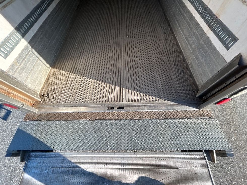 Refrigerated Truck-Light and Medium Duty Trucks-Freightliner-2020-M2-Fitchburg-MA-336,195\n\t\tmiles-$ 34,000 - Image 10