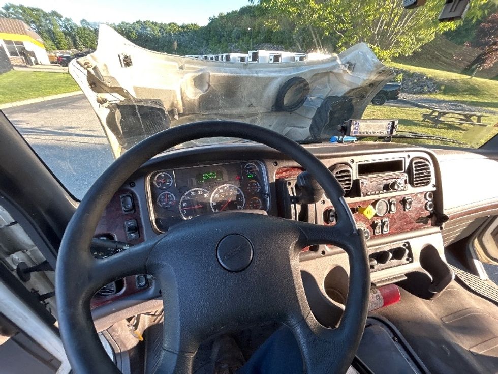 Refrigerated Truck-Light and Medium Duty Trucks-Freightliner-2020-M2-Fitchburg-MA-336,195\n\t\tmiles-$ 34,000 - Image 18