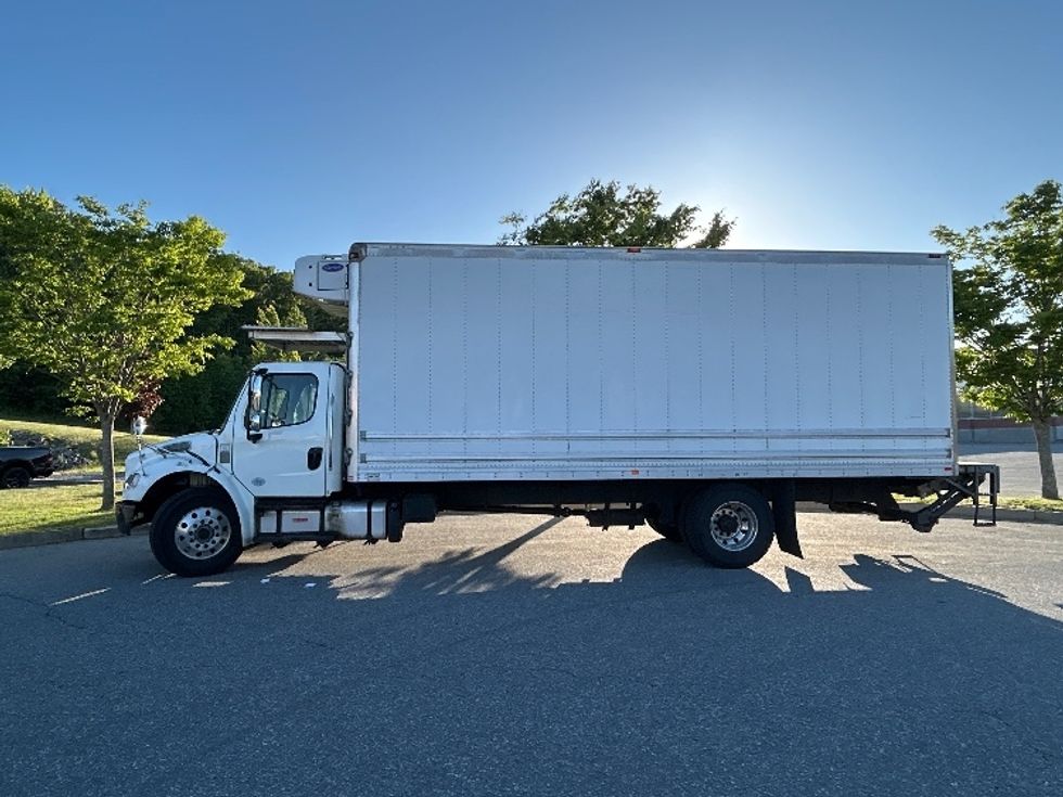 Refrigerated Truck-Light and Medium Duty Trucks-Freightliner-2020-M2-Fitchburg-MA-336,195\n\t\tmiles-$ 34,000 - Image 4