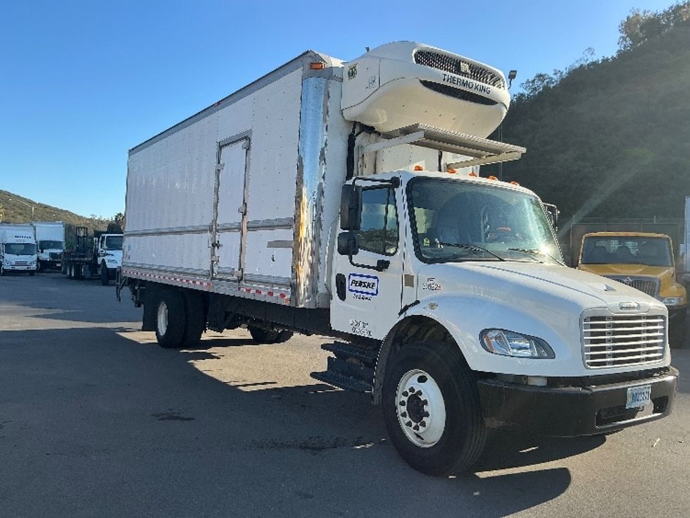 Refrigerated Truck-Light and Medium Duty Trucks-Freightliner-2020-M2-Fontana-CA-133,599\n\t\tmiles-$ 67,250 - Image 1