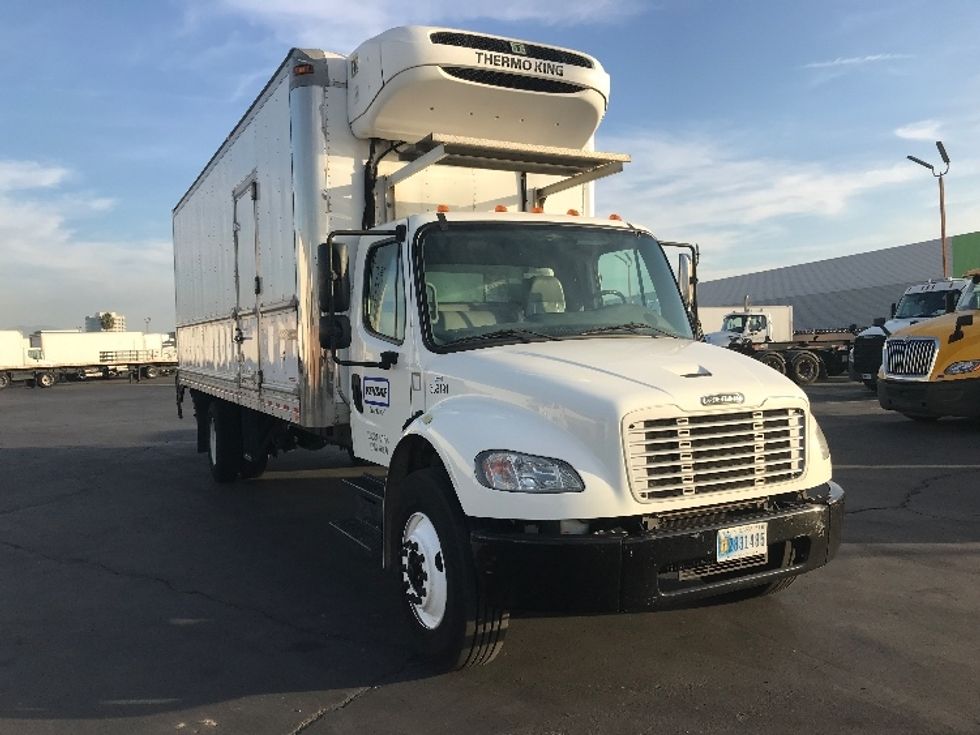 Refrigerated Truck-Light and Medium Duty Trucks-Freightliner-2020-M2-Fontana-CA-147,721\n\t\tmiles-$ 65,250 - Image 1