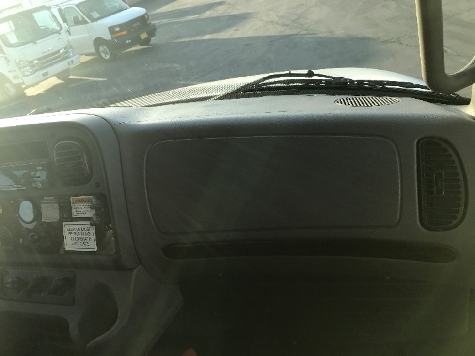 Refrigerated Truck-Light and Medium Duty Trucks-Freightliner-2020-M2-Fontana-CA-147,721\n\t\tmiles-$ 65,250 - Image 21