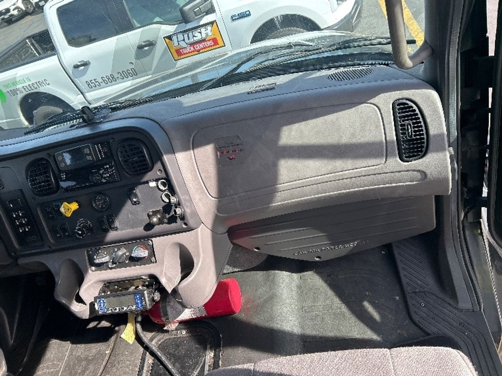 Refrigerated Truck-Light and Medium Duty Trucks-Freightliner-2020-M2-Fontana-CA-182,211\n\t\tmiles-$ 48,500 - Image 22