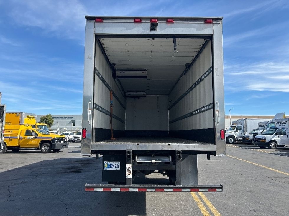 Refrigerated Truck-Light and Medium Duty Trucks-Freightliner-2020-M2-Fontana-CA-182,211\n\t\tmiles-$ 48,500 - Image 8