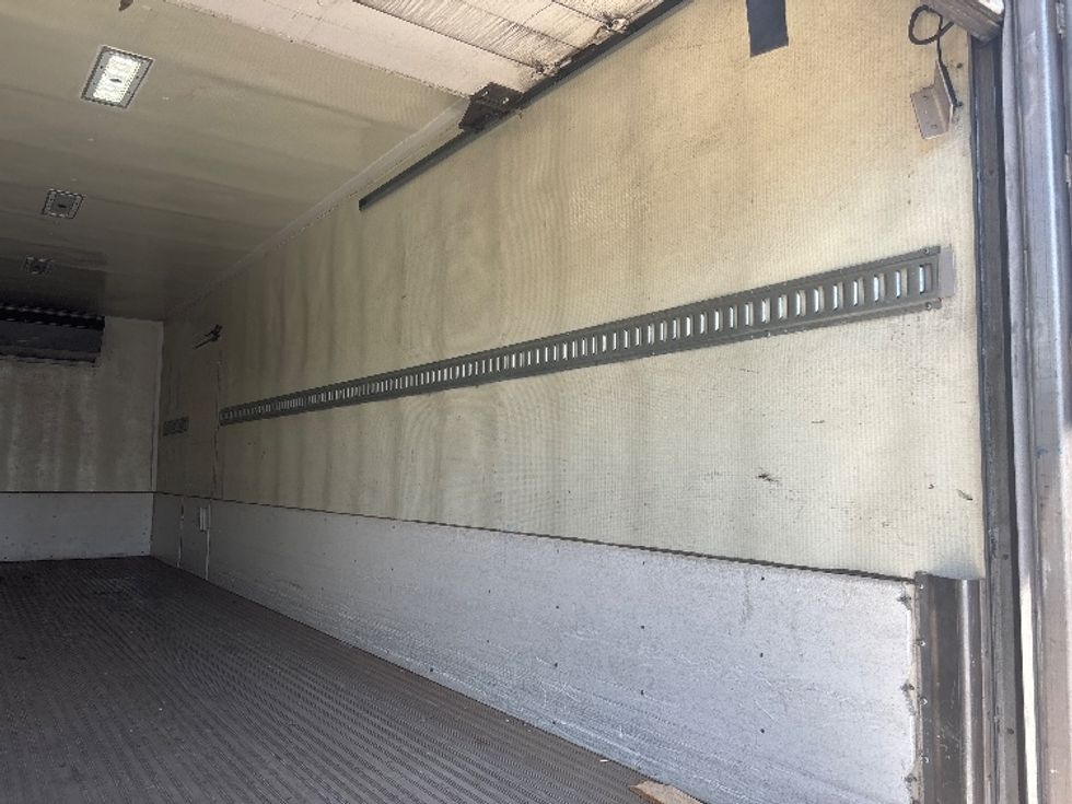 Refrigerated Truck-Light and Medium Duty Trucks-Freightliner-2020-M2-Fontana-CA-91,579\n\t\tmiles-$ 81,250 - Image 12
