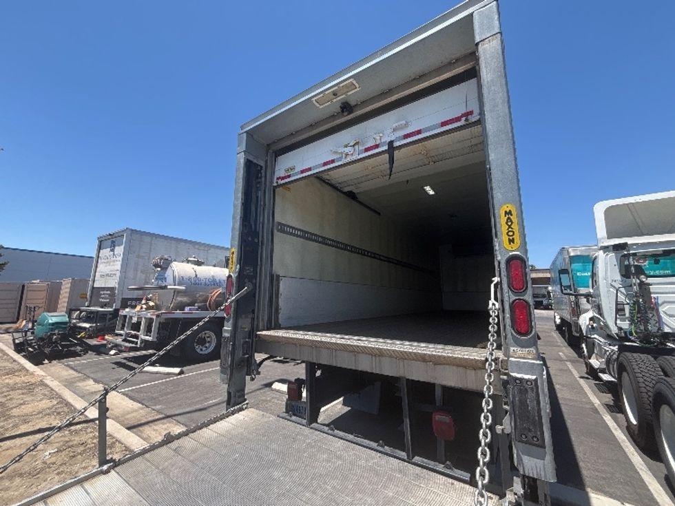 Refrigerated Truck-Light and Medium Duty Trucks-Freightliner-2020-M2-Fontana-CA-91,579\n\t\tmiles-$ 81,250 - Image 8