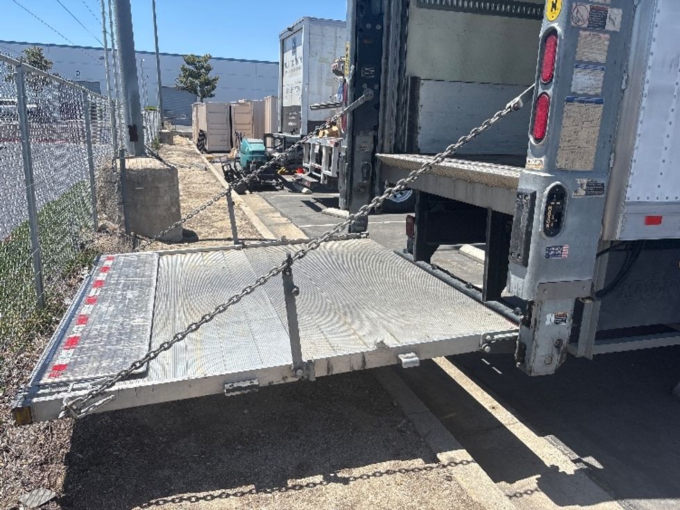 Refrigerated Truck-Light and Medium Duty Trucks-Freightliner-2020-M2-Fontana-CA-91,579\n\t\tmiles-$ 81,250 - Image 9