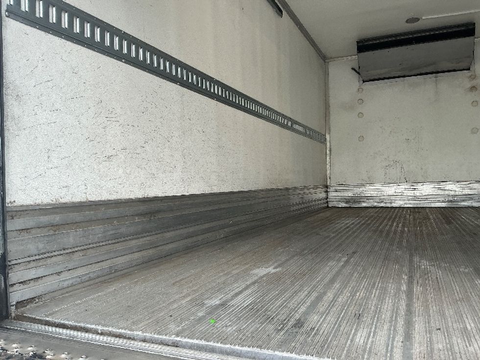 Refrigerated Truck-Light and Medium Duty Trucks-Freightliner-2020-M2-Forest Park-GA-123,336\n\t\tmiles-$ 57,750 - Image 10