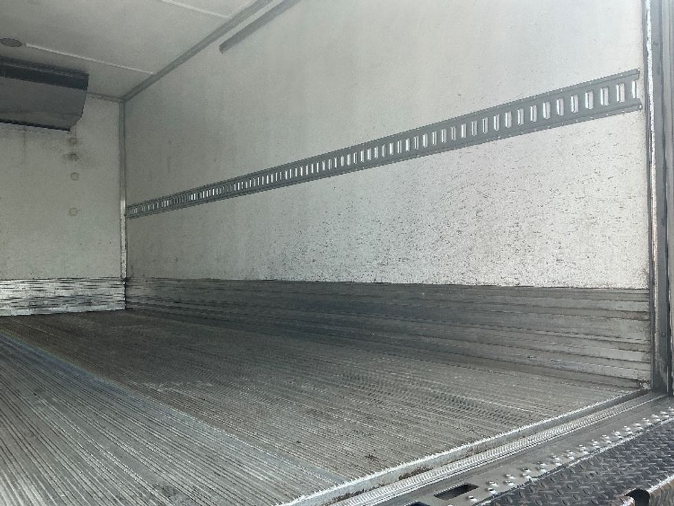 Refrigerated Truck-Light and Medium Duty Trucks-Freightliner-2020-M2-Forest Park-GA-123,336\n\t\tmiles-$ 57,750 - Image 11