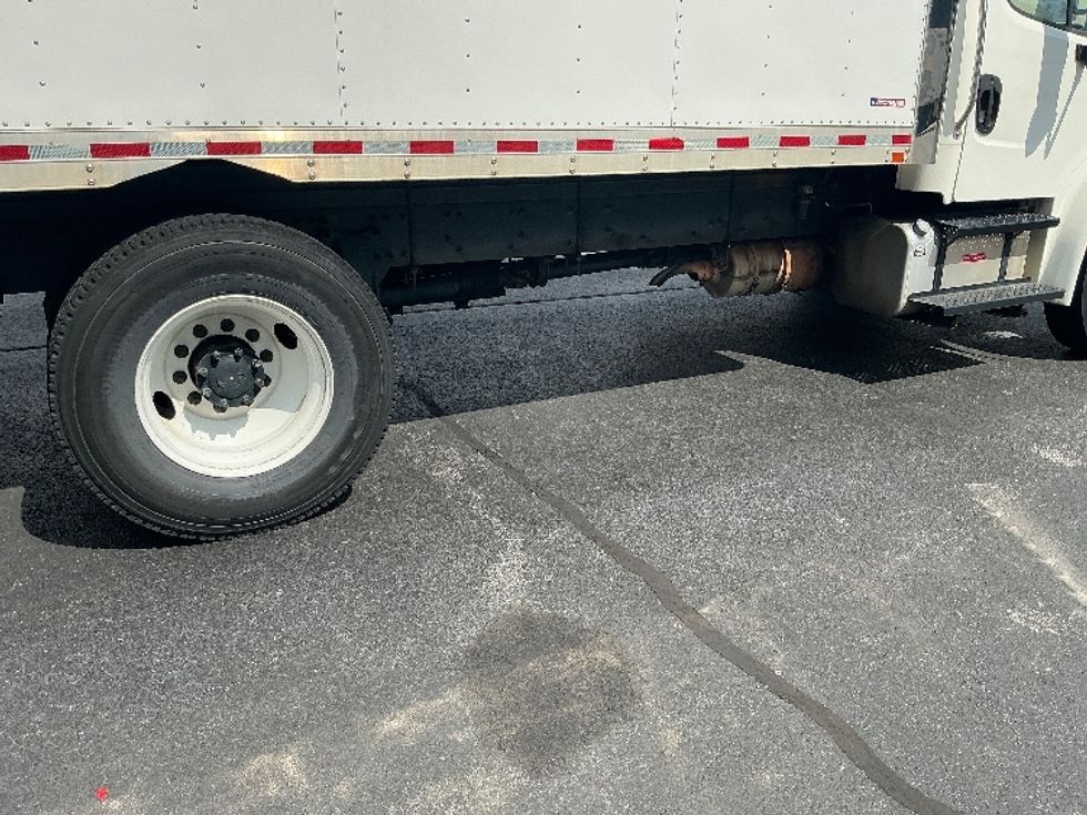 Refrigerated Truck-Light and Medium Duty Trucks-Freightliner-2020-M2-Forest Park-GA-123,336\n\t\tmiles-$ 57,750 - Image 13