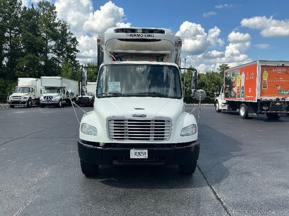Refrigerated Truck-Light and Medium Duty Trucks-Freightliner-2020-M2-Forest Park-GA-123,336\n\t\tmiles-$ 57,750 - Image 2