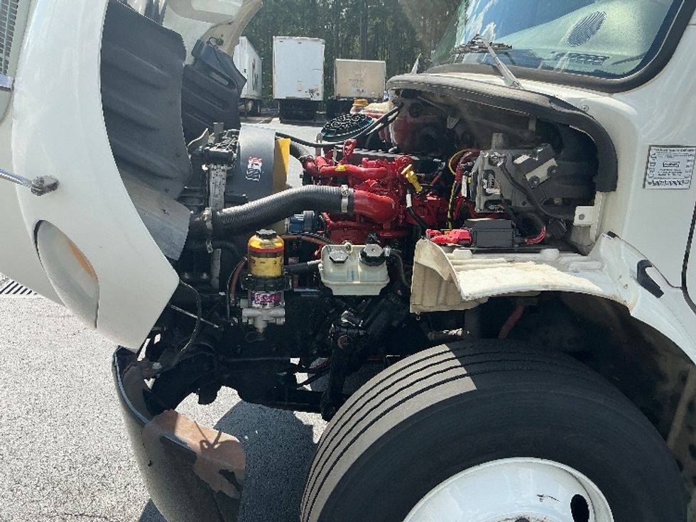 Refrigerated Truck-Light and Medium Duty Trucks-Freightliner-2020-M2-Forest Park-GA-123,336\n\t\tmiles-$ 57,750 - Image 23