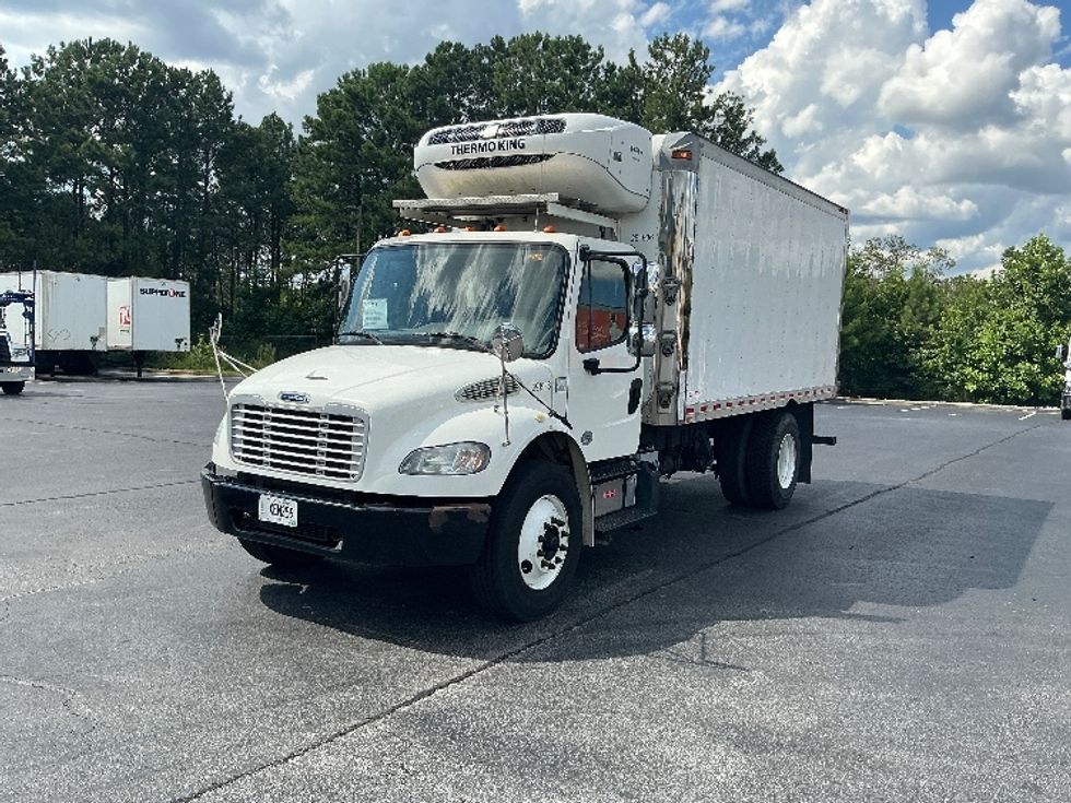 Refrigerated Truck-Light and Medium Duty Trucks-Freightliner-2020-M2-Forest Park-GA-123,336\n\t\tmiles-$ 57,750 - Image 3