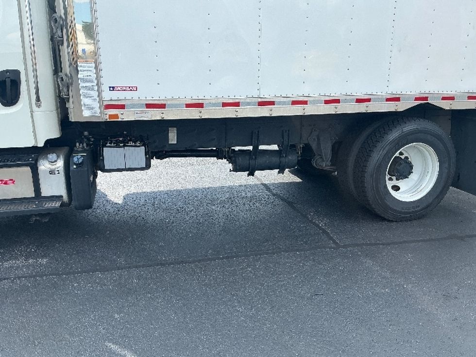 Refrigerated Truck-Light and Medium Duty Trucks-Freightliner-2020-M2-Forest Park-GA-123,336\n\t\tmiles-$ 57,750 - Image 5