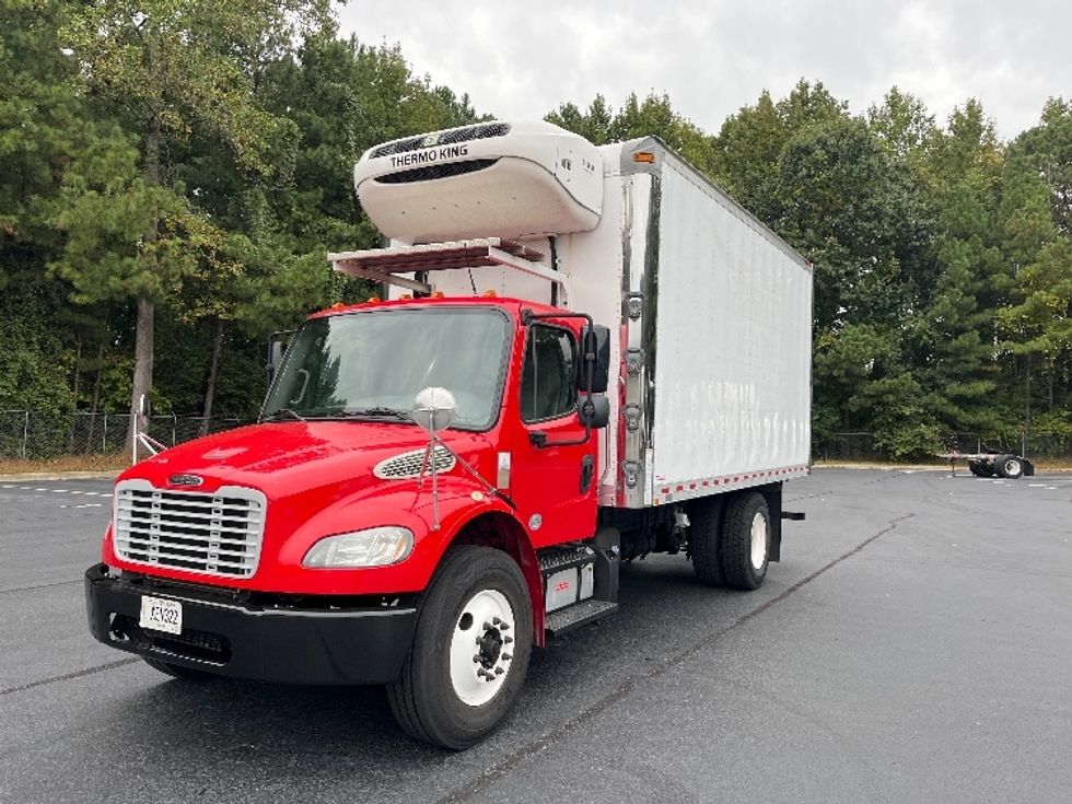 Refrigerated Truck-Light and Medium Duty Trucks-Freightliner-2020-M2-Forest Park-GA-293,006\n\t\tmiles-$ 36,250 - Image 3