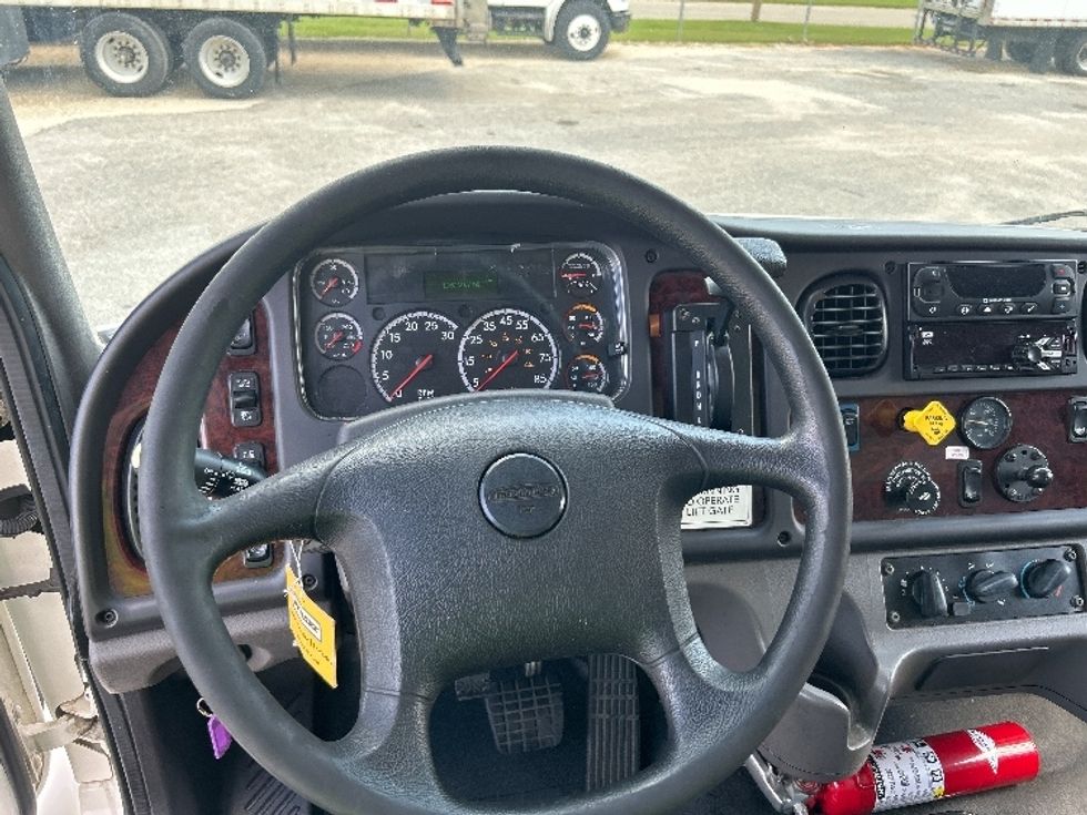 Refrigerated Truck-Light and Medium Duty Trucks-Freightliner-2020-M2-Fort Walton Beach-FL-197,090\n\t\tmiles-$ 57,250 - Image 16