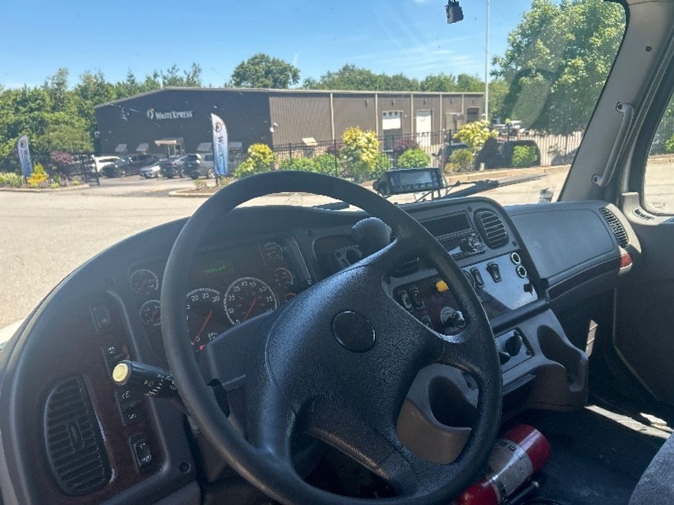 Refrigerated Truck-Light and Medium Duty Trucks-Freightliner-2020-M2-Franklin-MA-308,850\n\t\tmiles-$ 37,000 - Image 16