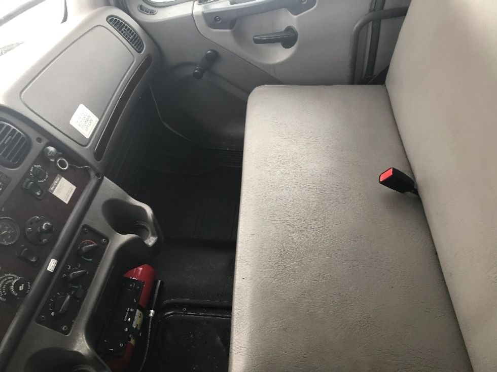 Refrigerated Truck-Light and Medium Duty Trucks-Freightliner-2020-M2-Fredonia-NY-195,693\n\t\tmiles-$ 49,250 - Image 19