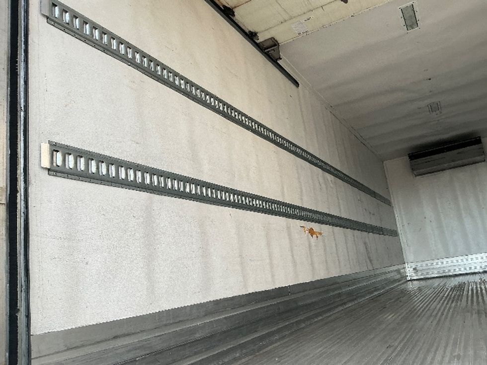 Refrigerated Truck-Light and Medium Duty Trucks-Freightliner-2020-M2-Fresno-CA-112,866\n\t\tmiles-$ 68,250 - Image 11