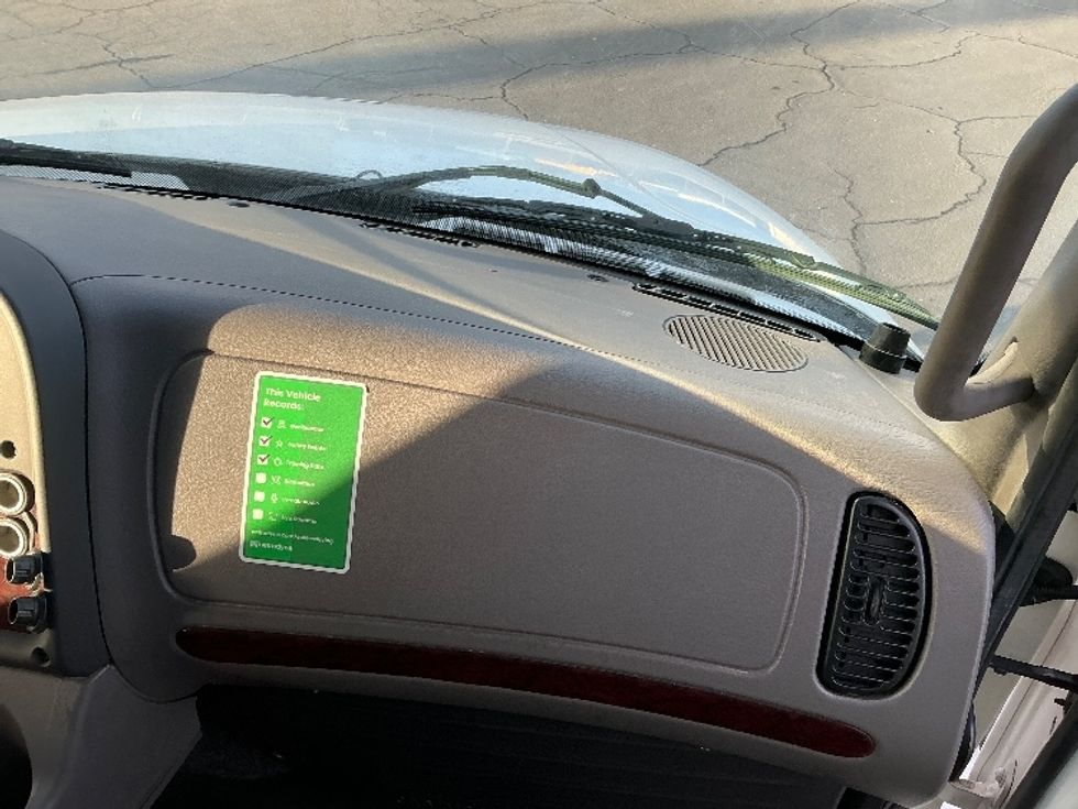 Refrigerated Truck-Light and Medium Duty Trucks-Freightliner-2020-M2-Fresno-CA-112,866\n\t\tmiles-$ 68,250 - Image 20