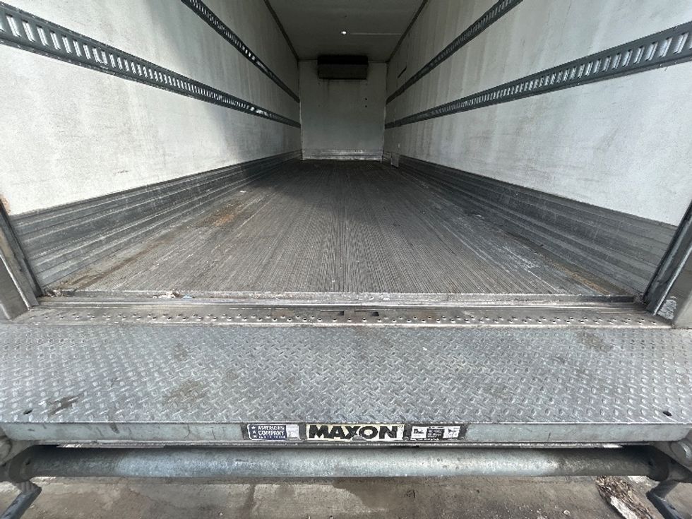 Refrigerated Truck-Light and Medium Duty Trucks-Freightliner-2020-M2-Fresno-CA-132,821\n\t\tmiles-$ 81,750 - Image 10