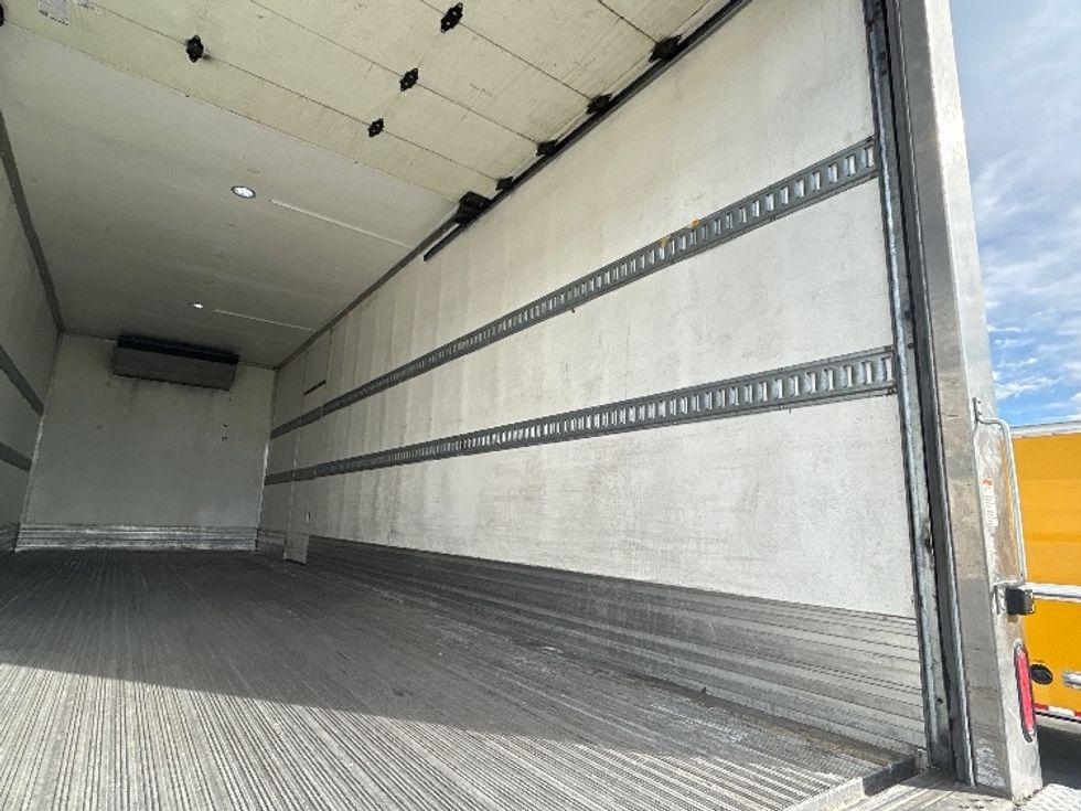 Refrigerated Truck-Light and Medium Duty Trucks-Freightliner-2020-M2-Fresno-CA-132,821\n\t\tmiles-$ 81,750 - Image 12