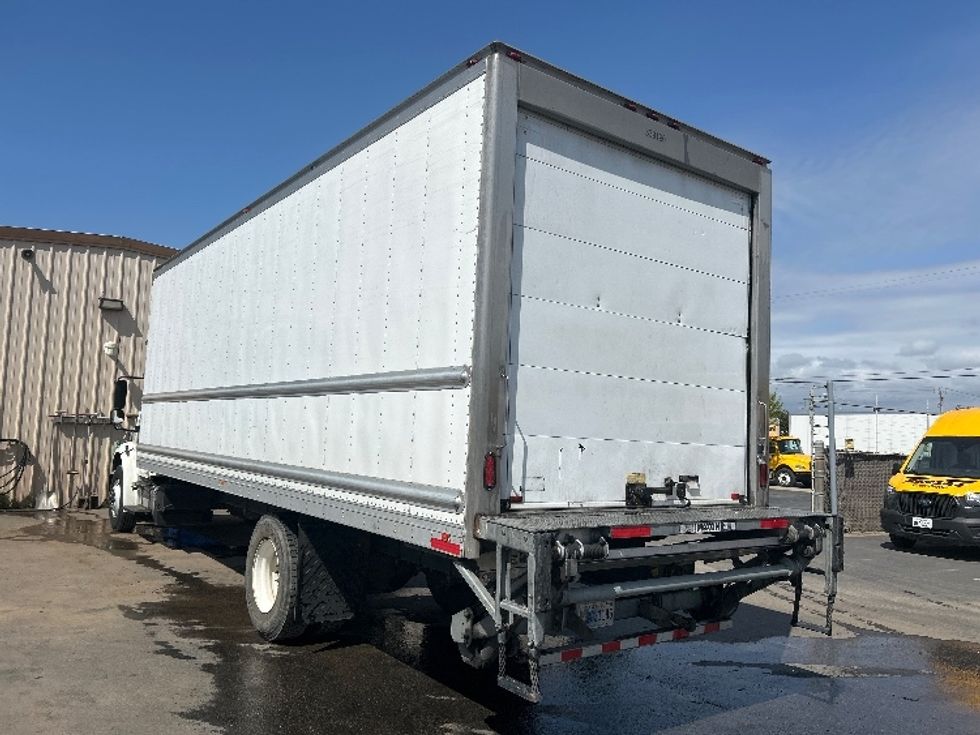 Refrigerated Truck-Light and Medium Duty Trucks-Freightliner-2020-M2-Fresno-CA-167,399\n\t\tmiles-$ 61,750 - Image 6