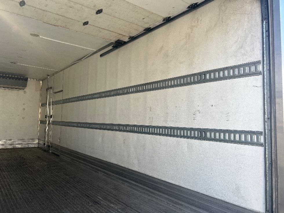 Refrigerated Truck-Light and Medium Duty Trucks-Freightliner-2020-M2-Garden City-GA-195,332\n\t\tmiles-$ 56,250 - Image 12